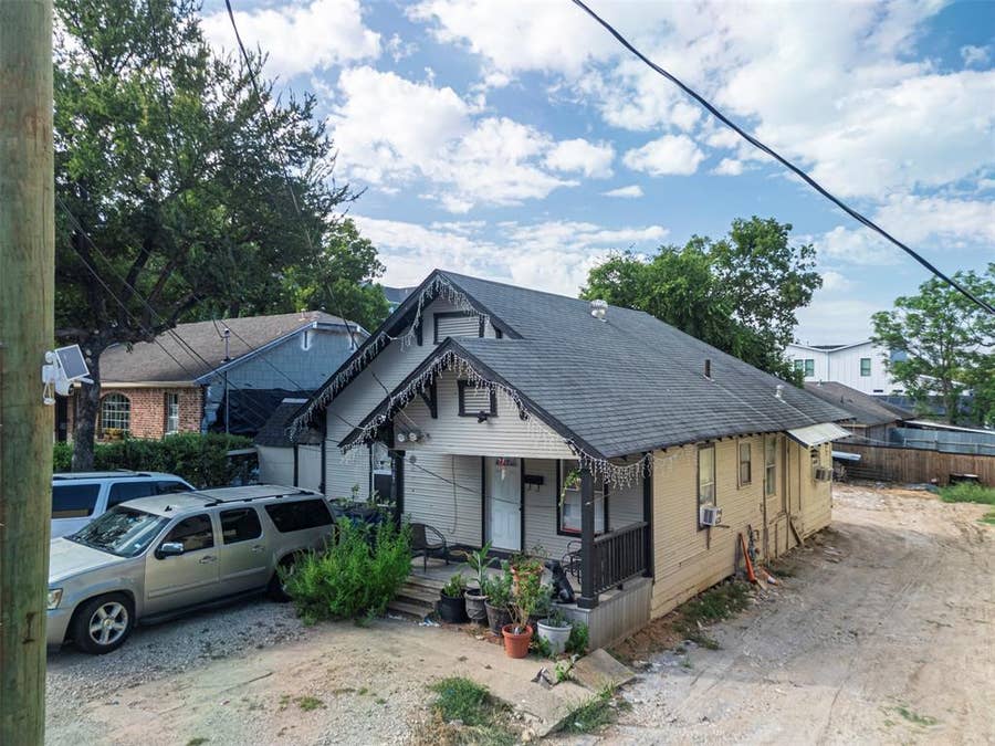 Property photo for 4707 Sylvester, Dallas, TX