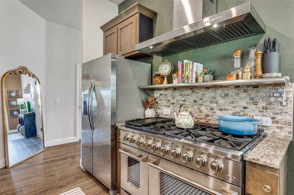 8228 Manx Point, Godley, TX 76044 8228 Manx Point, Godley, TX 76044