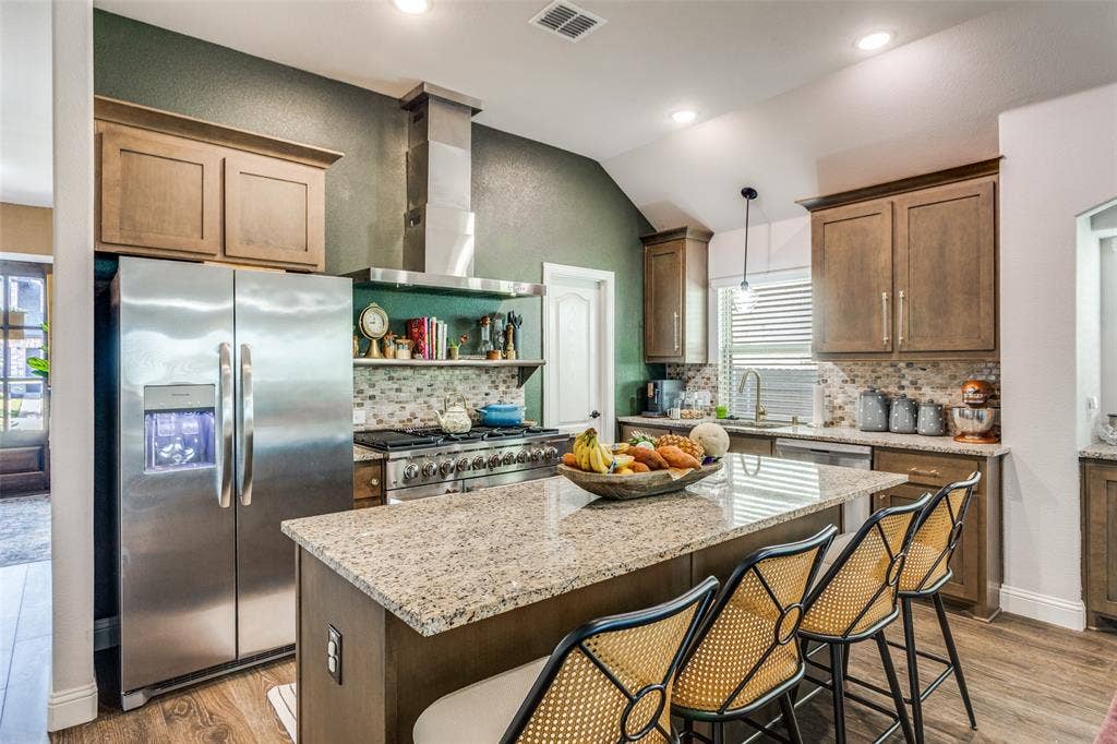 8228 Manx Point, Godley, TX 76044 8228 Manx Point, Godley, TX 76044