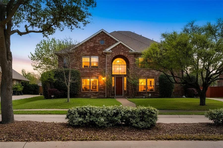 Property photo for 9702 October Glory Lane, Rowlett, TX