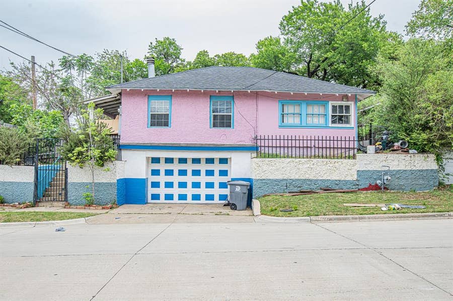 Property photo for 507 Sabine Street, Dallas, TX