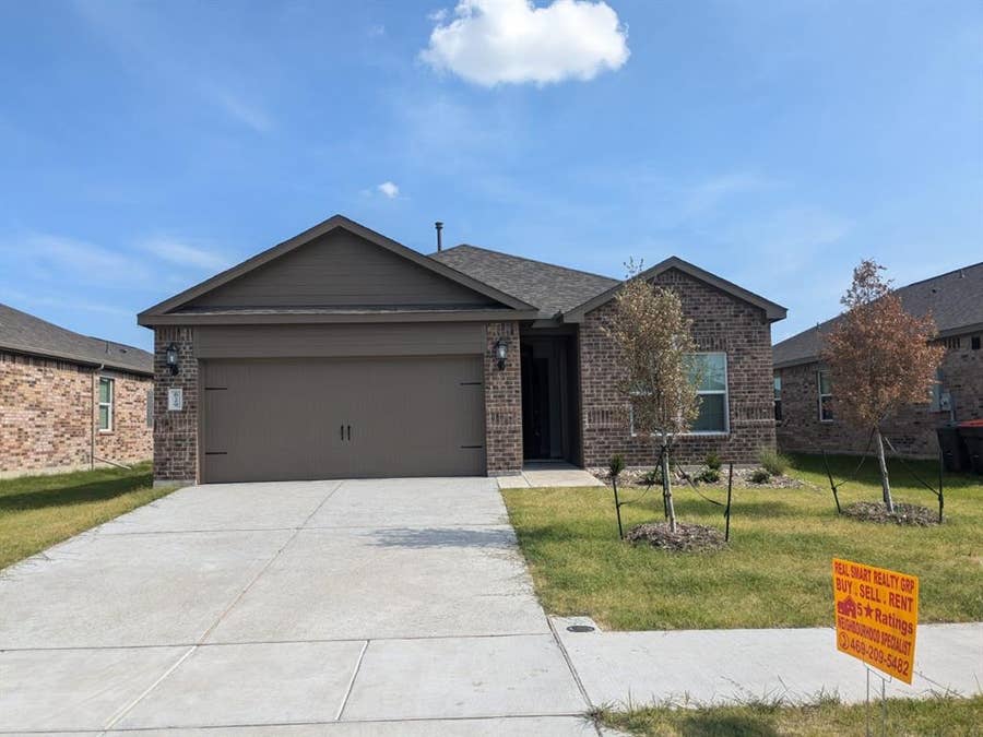 Property photo for 629 Harbor Oaks Drive, Anna, TX