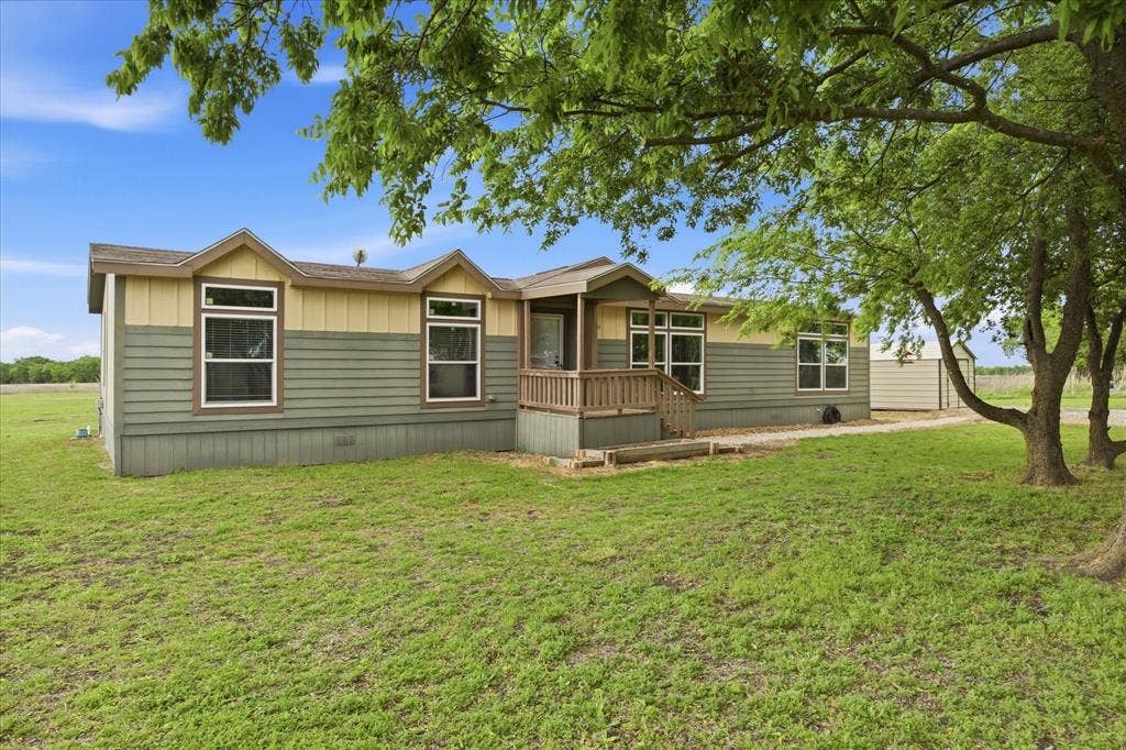 8645 County Road 1143, Celeste, TX 75423 8645 County Road 1143, Celeste, TX 75423