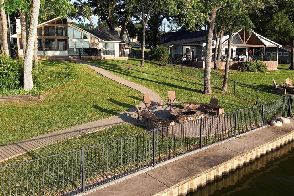 278 Shady Shores Drive, Mabank, TX 75156 278 Shady Shores Drive, Mabank, TX 75156