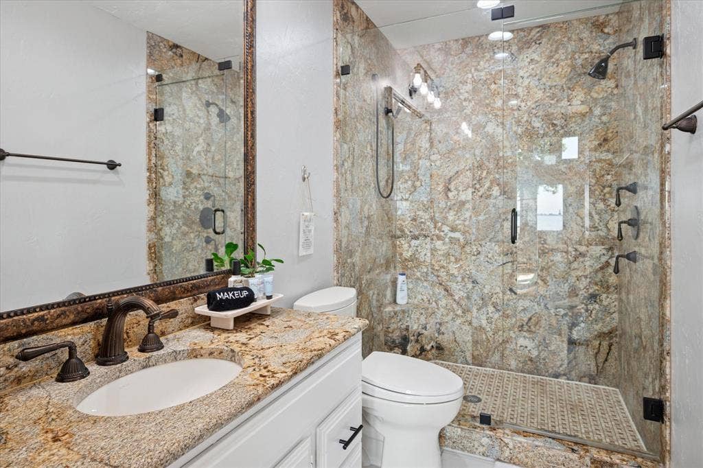 278 Shady Shores Drive, Mabank, TX 75156 278 Shady Shores Drive, Mabank, TX 75156