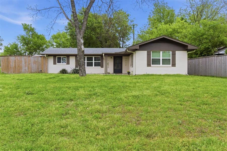 Property photo for 7408 Scenic Drive, Lone Oak, TX