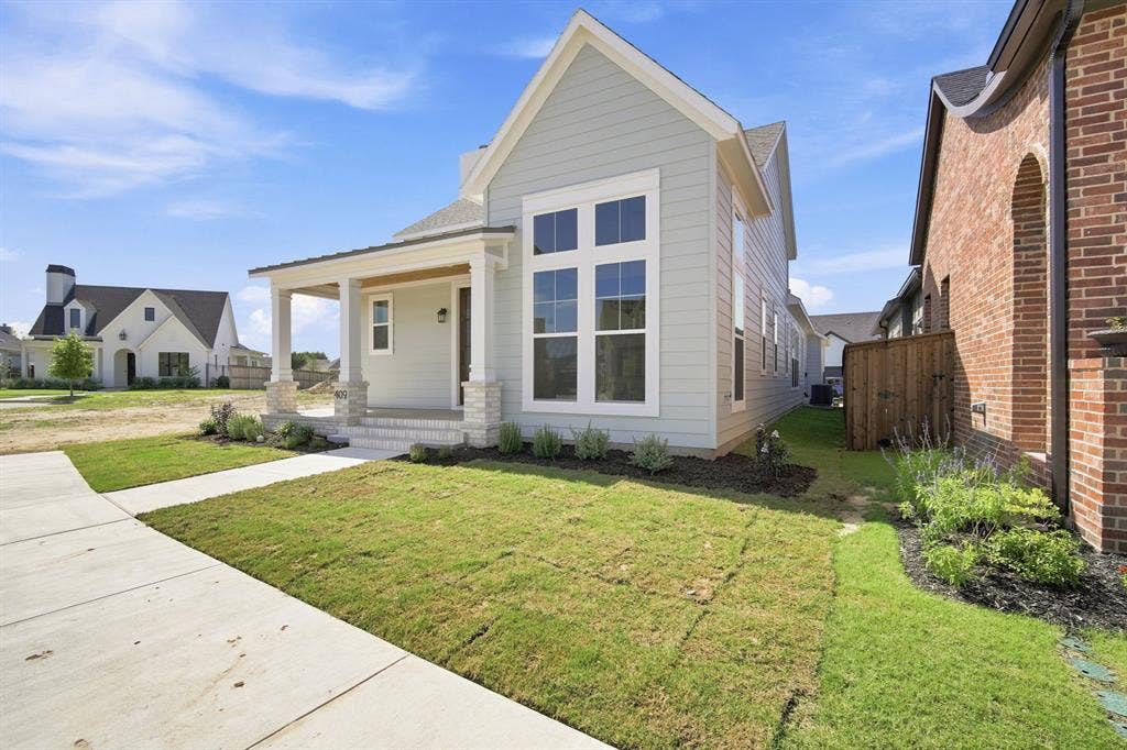 409 Garrett Way, Midlothian, TX 76065