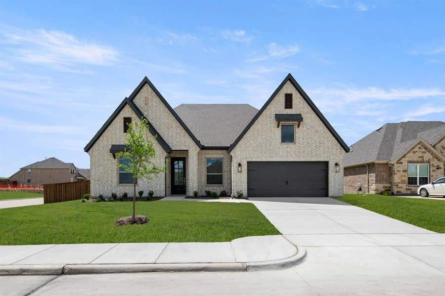 Property photo for 4304 Knight Street, Midlothian, TX