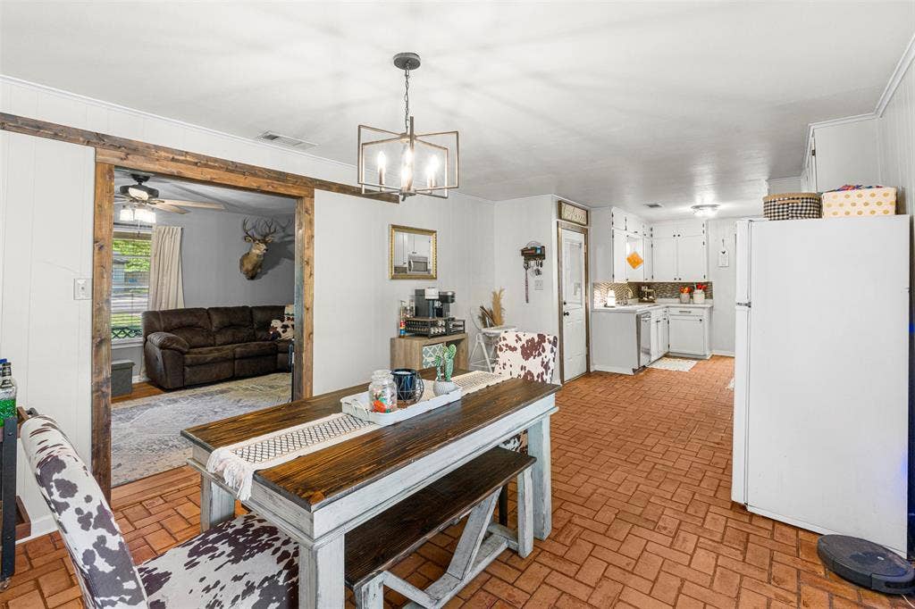 602 Colonial Drive, Athens, TX 75751 View from dining to livign room