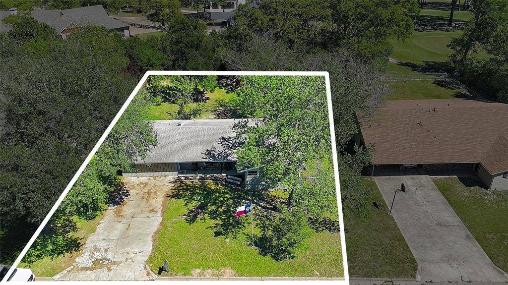 602 Colonial Drive, Athens, TX 75751 602 Colonial Drive, Athens, TX 75751