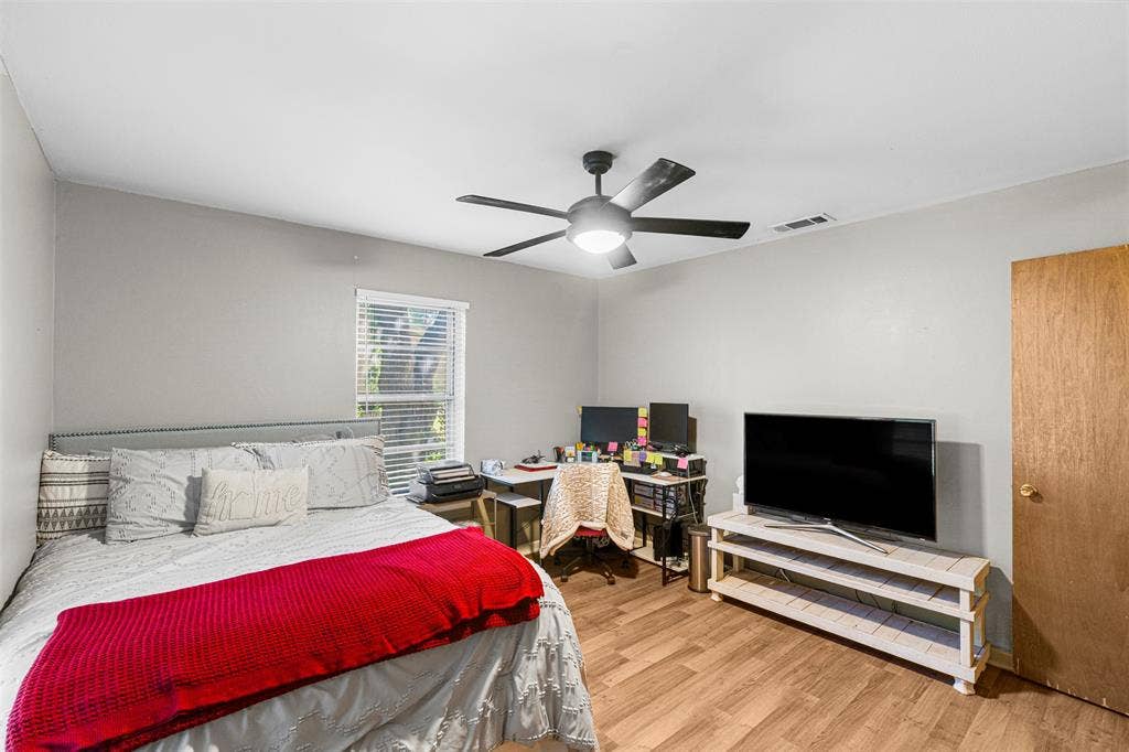 602 Colonial Drive, Athens, TX 75751 3rd bedroom