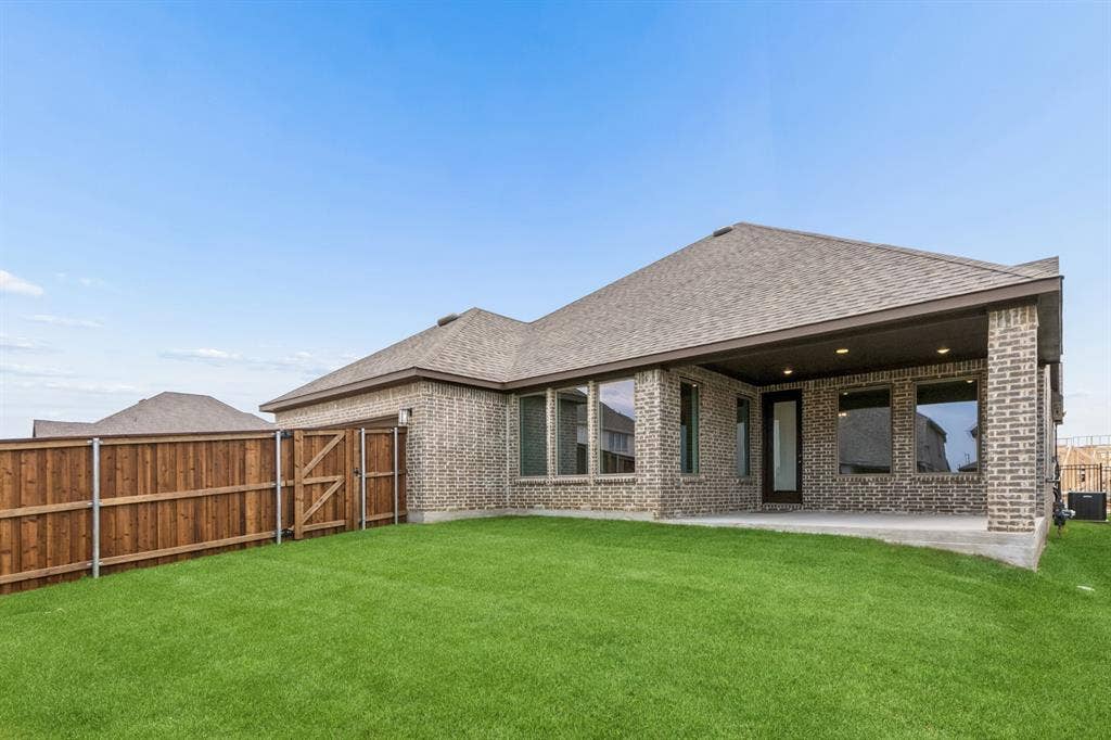 1105 Painted Lady Drive, Crowley, TX 76036 25-1105Painted_025