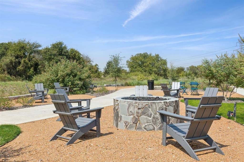 1105 Painted Lady Drive, Crowley, TX 76036 Community Photos