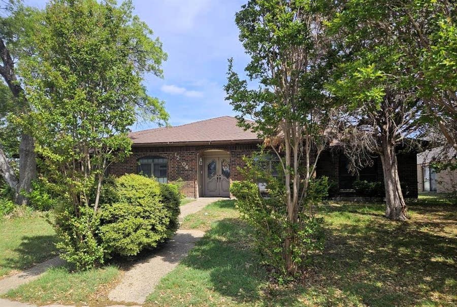 Property photo for 12804 Whispering Hills Drive, Dallas, TX