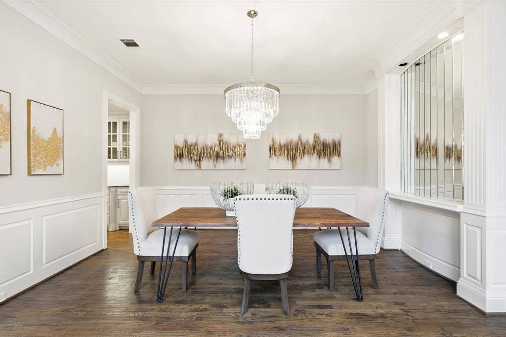 17431 Woods Edge Drive, Dallas, TX 75287