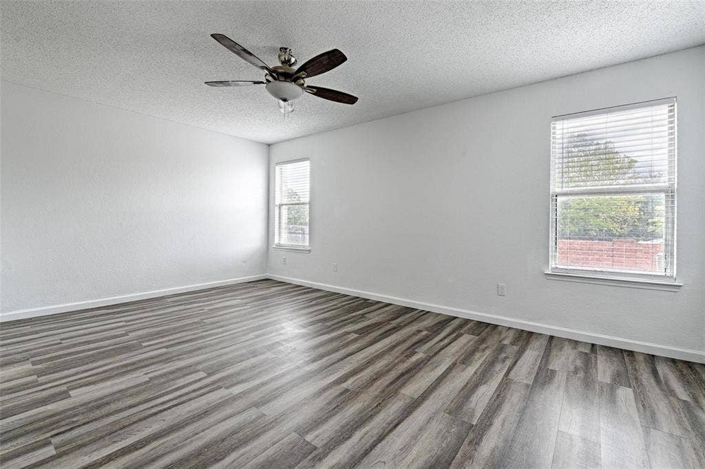 5348 Cameron Drive, Grand Prairie, TX 75052