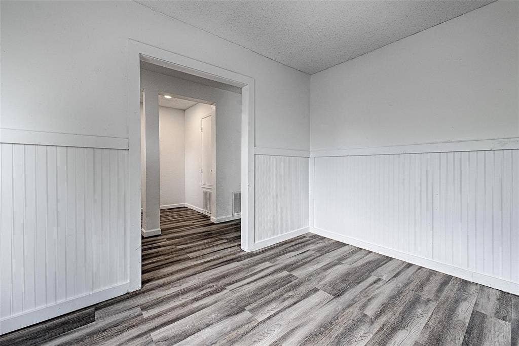 5348 Cameron Drive, Grand Prairie, TX 75052