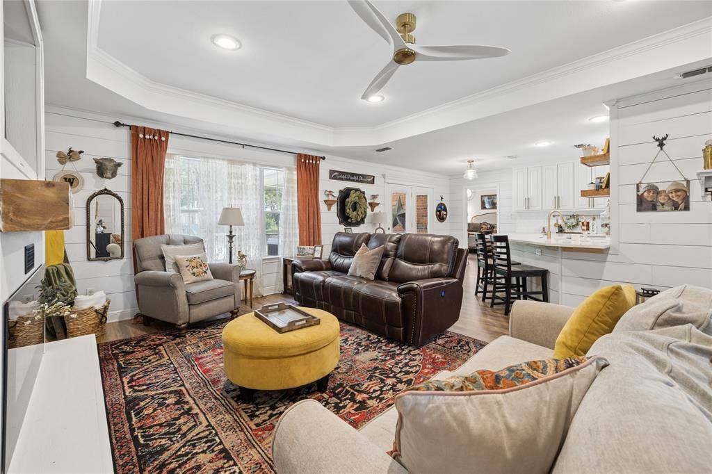 25 Starview Drive, Star Harbor, TX 75148 Living room featuring ornamental molding, ceiling fan, wood finished floors, and recessed lighting