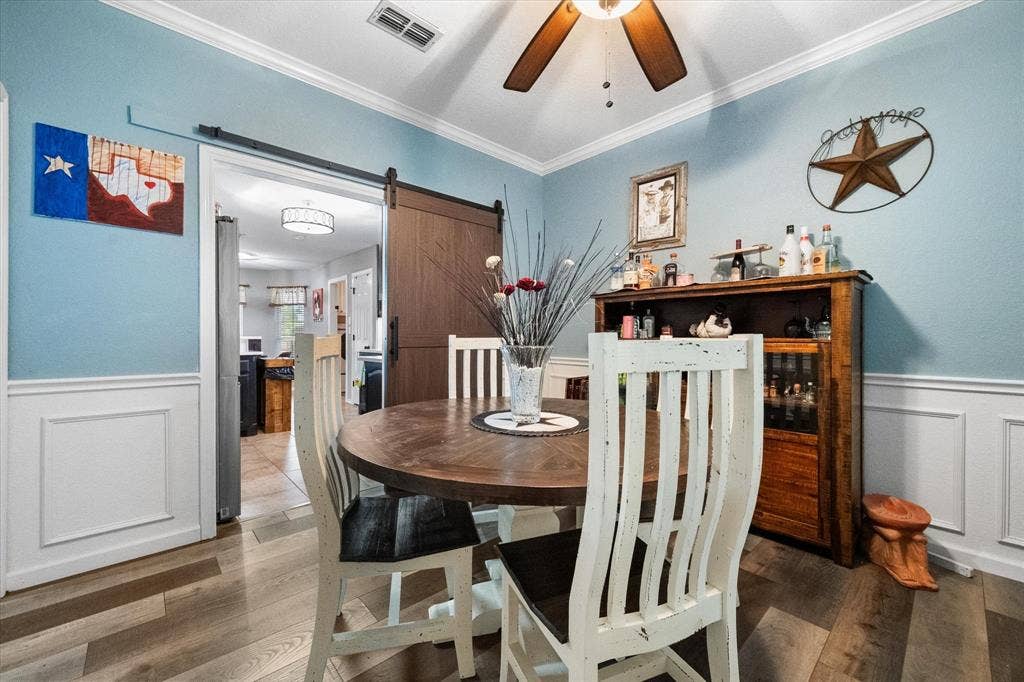 2800 Coventry Road, Crowley, TX 76036 2800 Coventry Road, Crowley, TX 76036