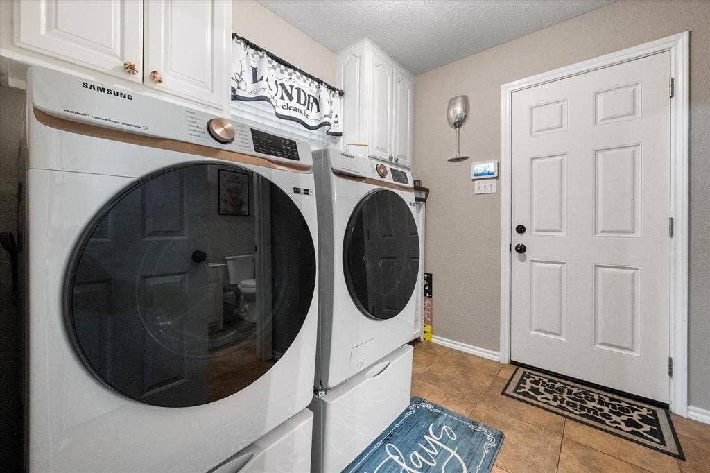2800 Coventry Road, Crowley, TX 76036 2800 Coventry Road, Crowley, TX 76036