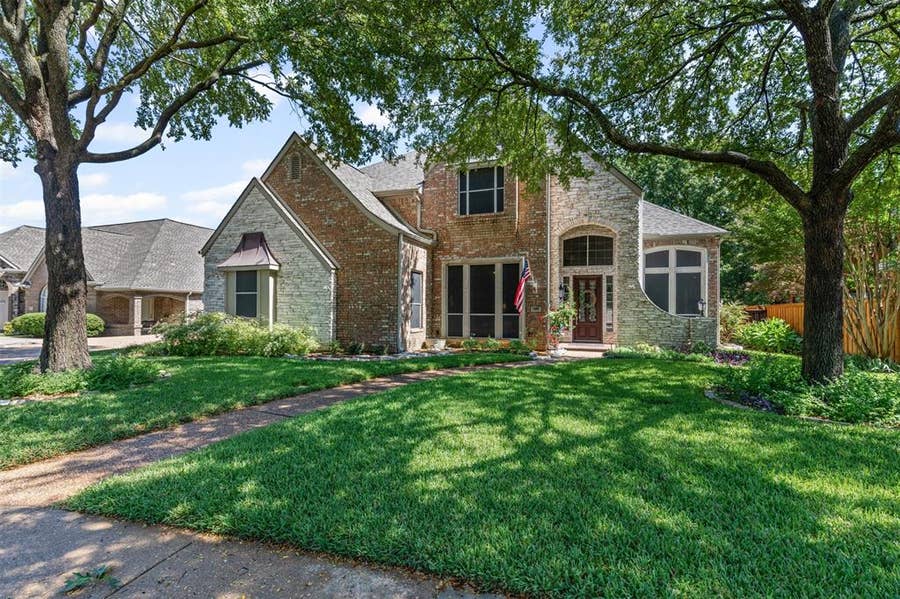 Property photo for 500 Broad Leaf Lane, McKinney, TX