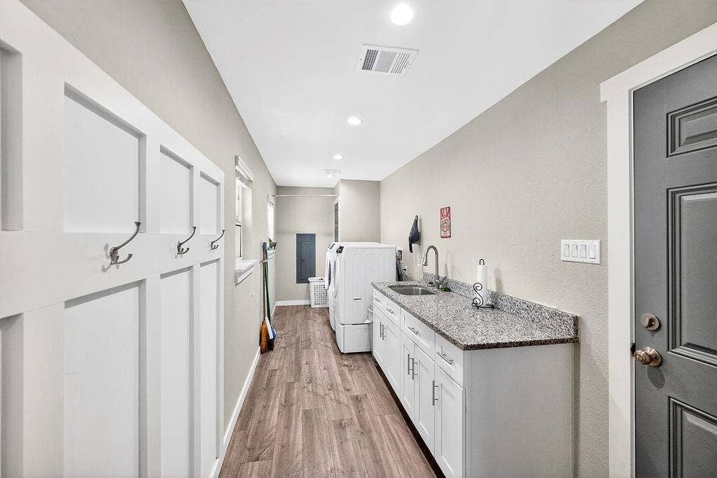 600 Bunny Rabbit Road, Athens, TX 75751 600 Bunny Rabbit Road, Athens, TX 75751