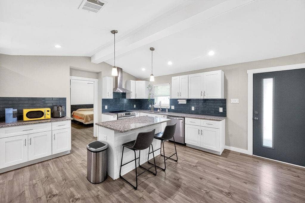 600 Bunny Rabbit Road, Athens, TX 75751 600 Bunny Rabbit Road, Athens, TX 75751
