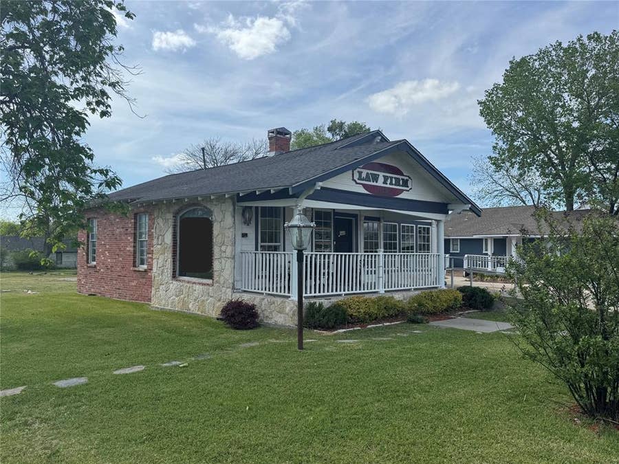 Property photo for 103 N Houston Street, Royse City, TX