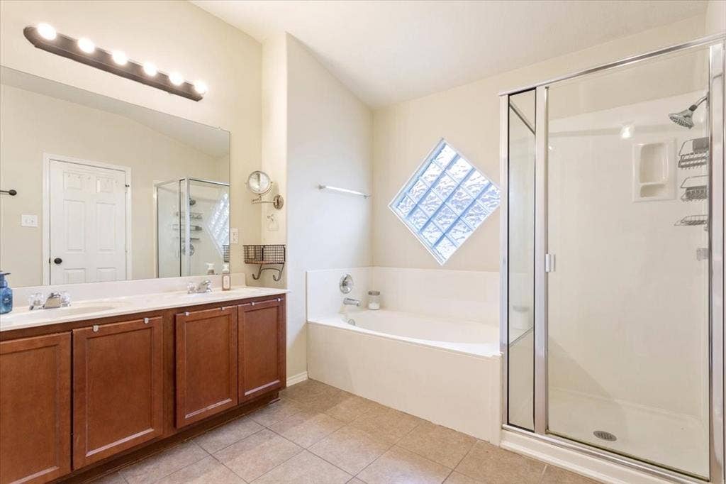 6717 Cold Water Drive, Waco, TX 76712 6717 Cold Water Drive, Waco, TX 76712