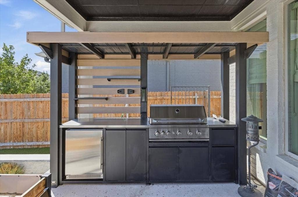 405 Point Vista Drive, Aledo, TX 76008 405 Point Vista Drive, Aledo, TX 76008