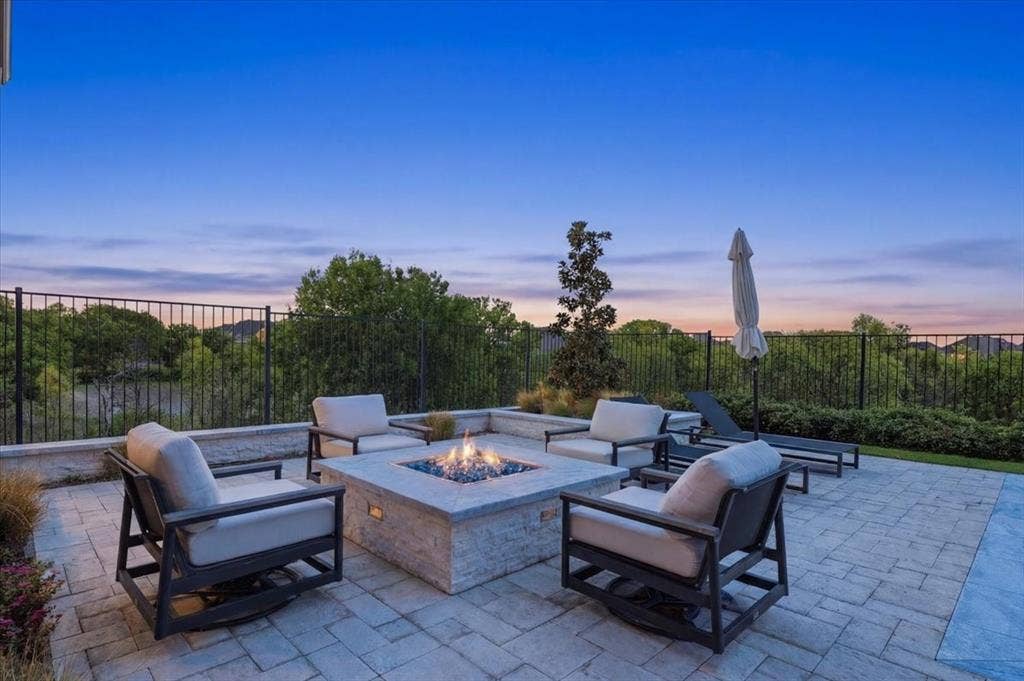 405 Point Vista Drive, Aledo, TX 76008 405 Point Vista Drive, Aledo, TX 76008