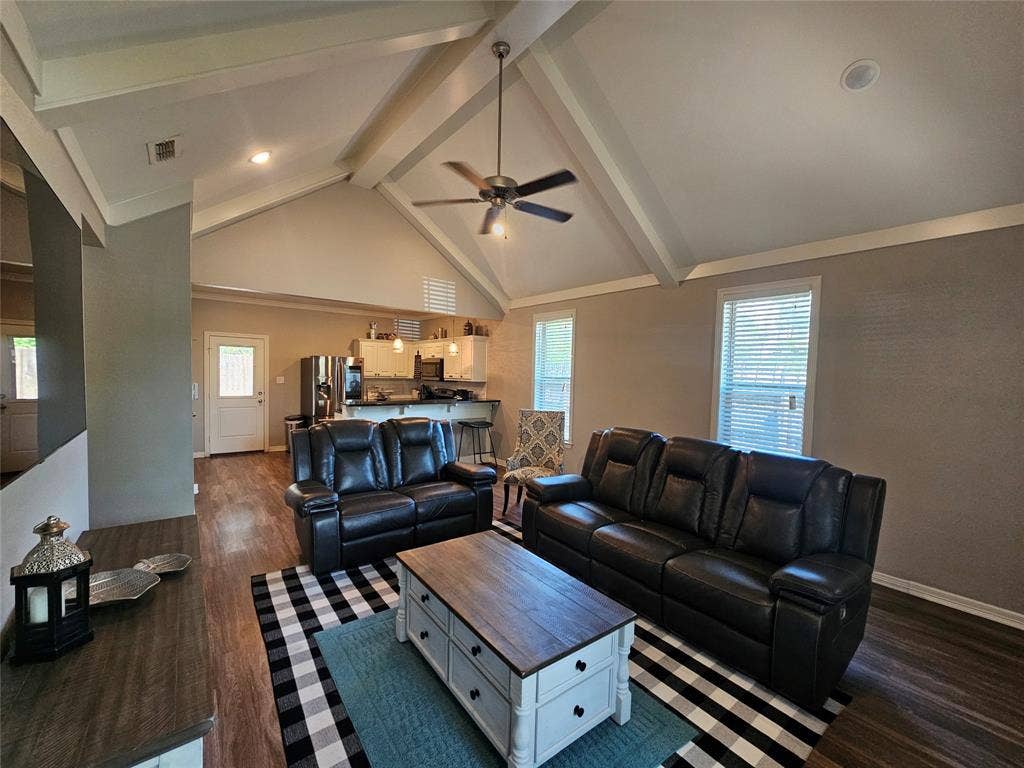 2946 Meadow Brook Trail, Tyler, TX 75701 2946 Meadow Brook Trail, Tyler, TX 75701