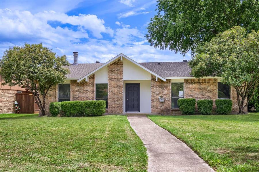 Property photo for 1200 Creekwood Court, Allen, TX