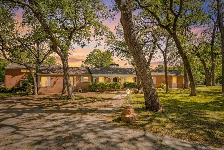 Property photo for 1504 Smilax Avenue, Fort Worth, TX