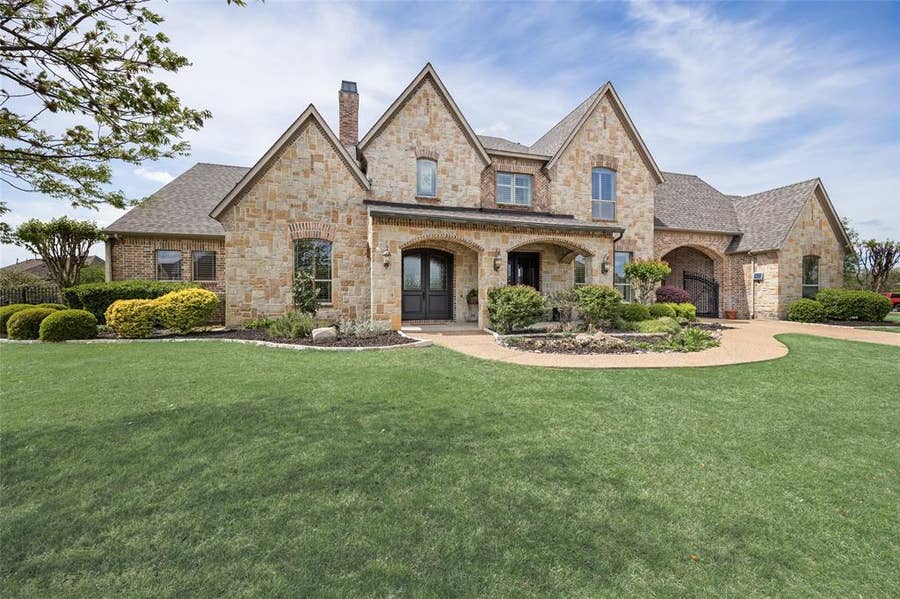 Property photo for 125 Manor Drive, Heath, TX