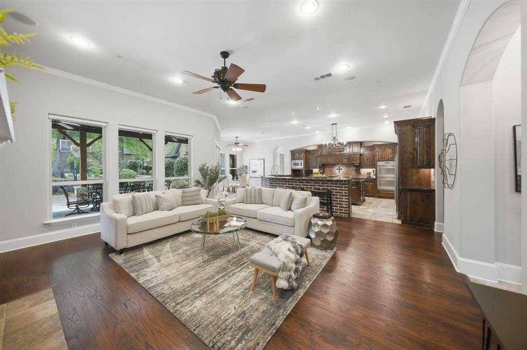 14907 Lake Forest Drive, Addison, TX 75254 14907 Lake Forest Drive, Addison, TX 75254