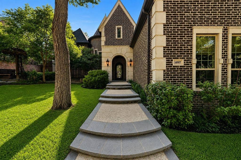 14907 Lake Forest Drive, Addison, TX 75254 14907 Lake Forest Drive, Addison, TX 75254