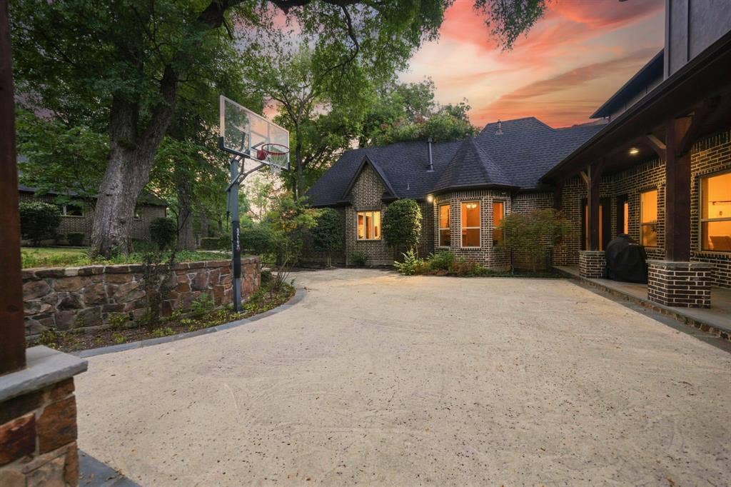 14907 Lake Forest Drive, Addison, TX 75254 14907 Lake Forest Drive, Addison, TX 75254