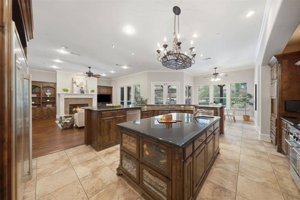 14907 Lake Forest Drive, Addison, TX 75254 14907 Lake Forest Drive, Addison, TX 75254