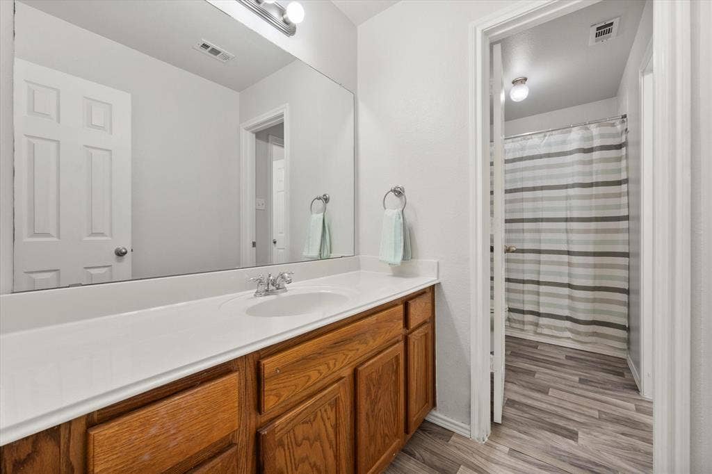 708 Crockett Drive, Mansfield, TX 76063 708 Crockett Drive, Mansfield, TX 76063