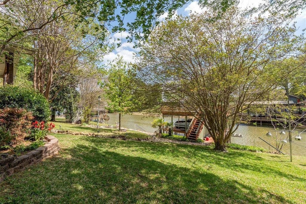 471 Stirrup Ranch Road, Trinidad, TX 75163 160' of shoreline