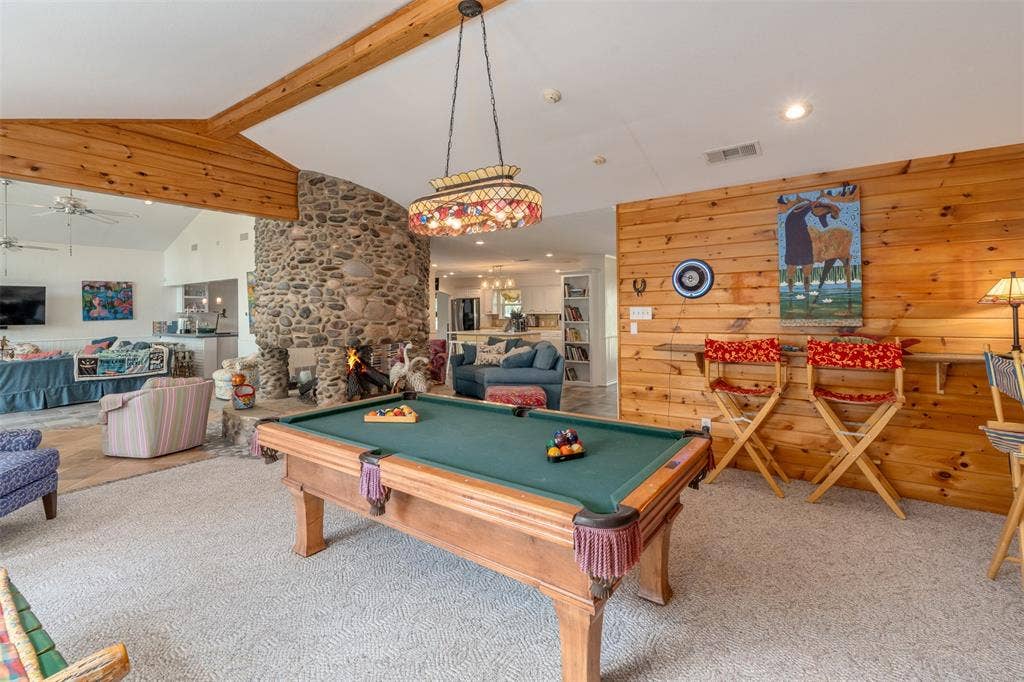 471 Stirrup Ranch Road, Trinidad, TX 75163 Fun Pool Table Light Fixture