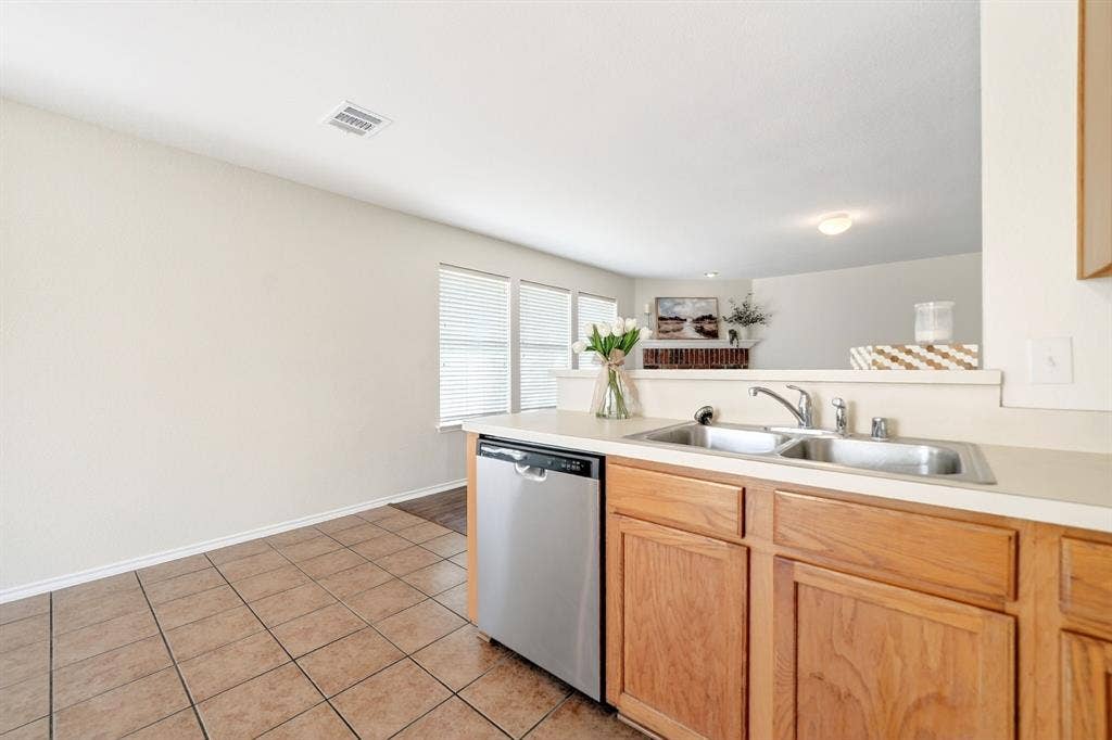 2800 Arbury Drive, McKinney, TX 75071 2800 Arbury Drive, McKinney, TX 75071