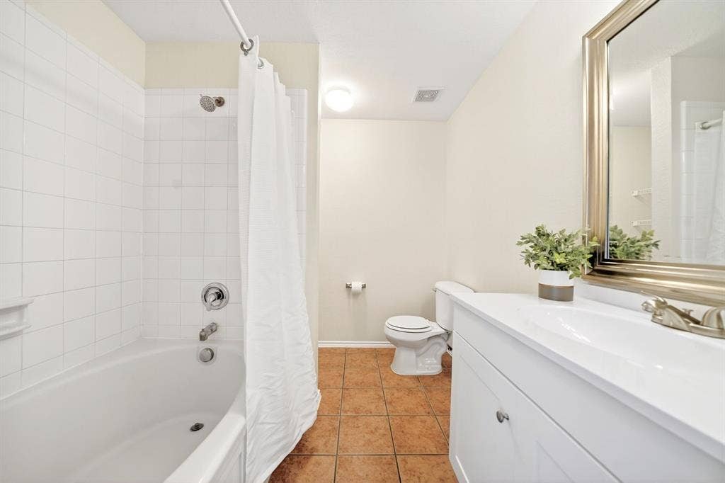 2800 Arbury Drive, McKinney, TX 75071 2800 Arbury Drive, McKinney, TX 75071