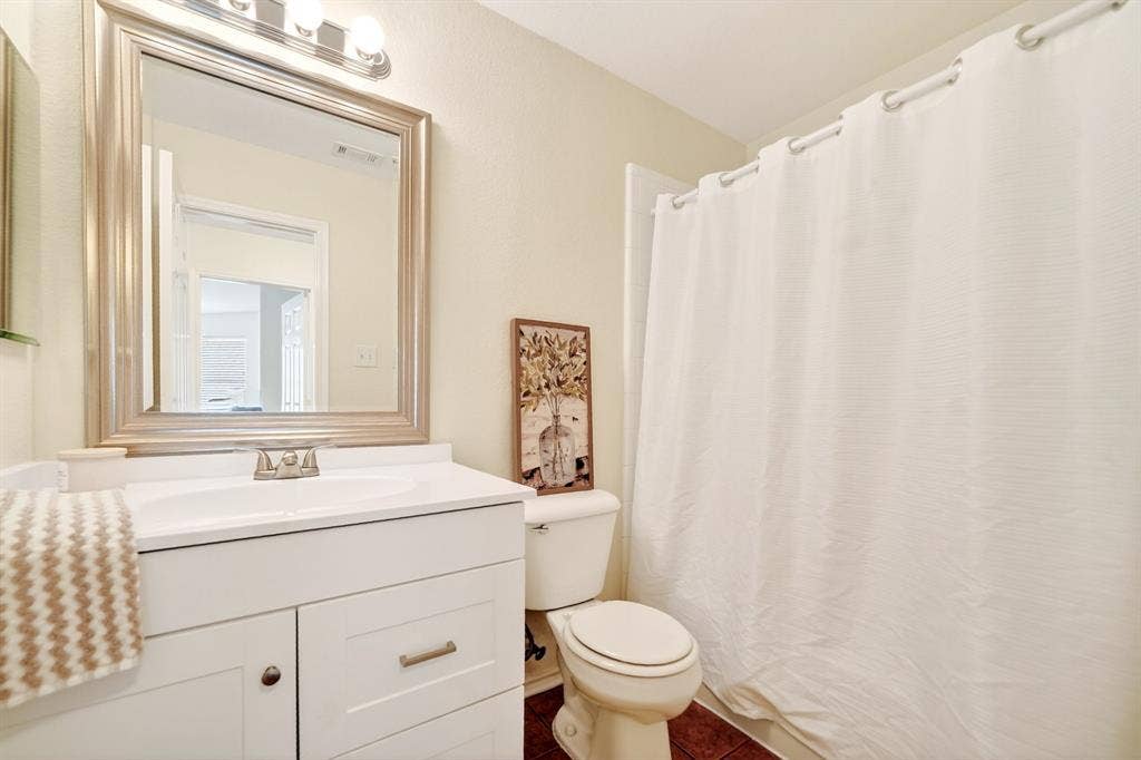 2800 Arbury Drive, McKinney, TX 75071 2800 Arbury Drive, McKinney, TX 75071