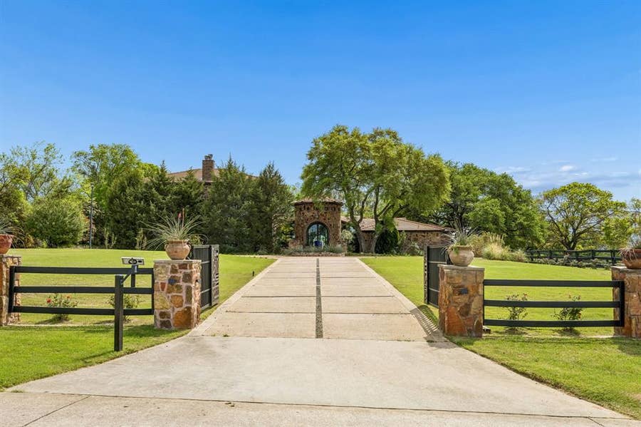 Property photo for 3800 Ranch Estates Drive, Plano, TX