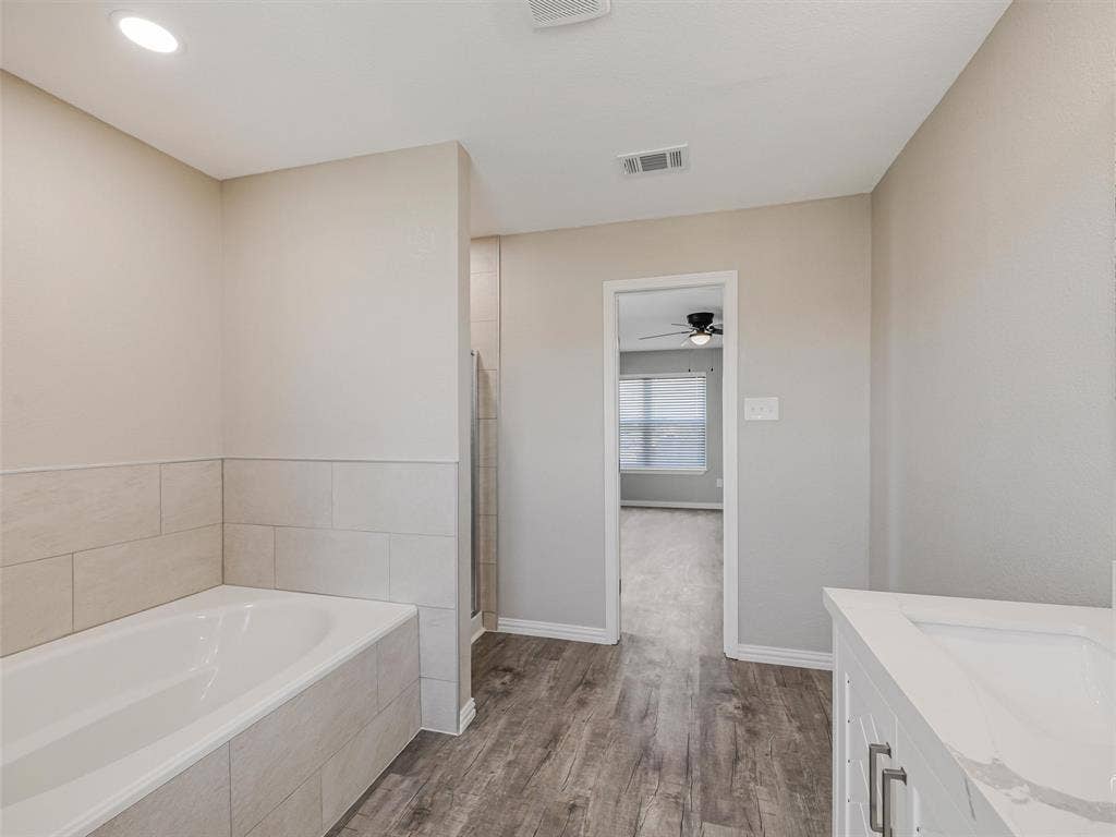 316 Spurlock Drive, Krum, TX 76249