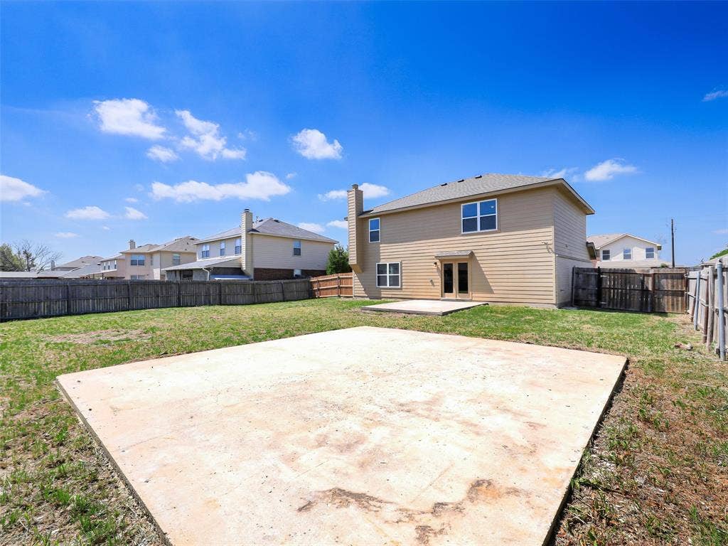 316 Spurlock Drive, Krum, TX 76249