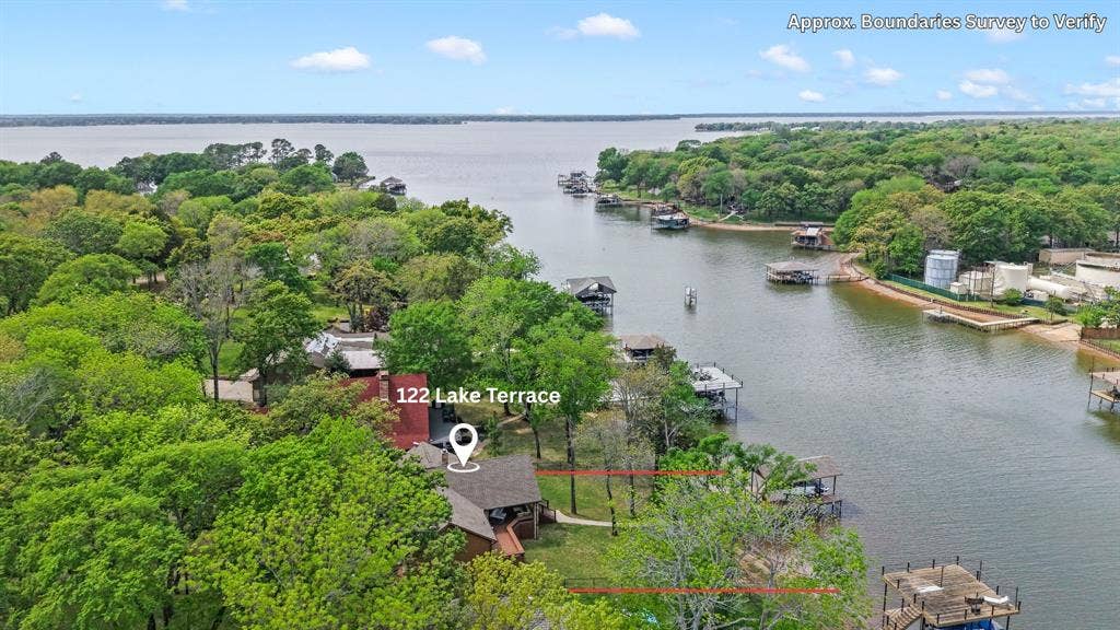 122 Lake Terrace Drive, Mabank, TX 75156 122 Lake Terrace Drive, Mabank, TX 75156