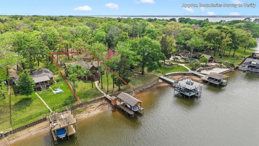 122 Lake Terrace Drive, Mabank, TX 75156 122 Lake Terrace Drive, Mabank, TX 75156
